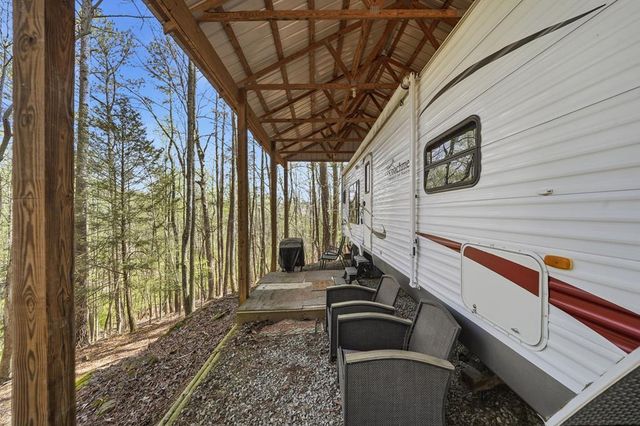 96 10th Street, Ellijay, GA 30540