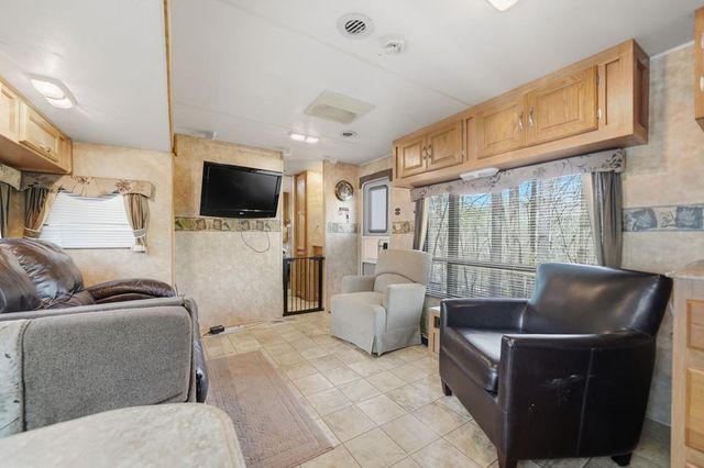 96 10th Street, Ellijay, GA 30540