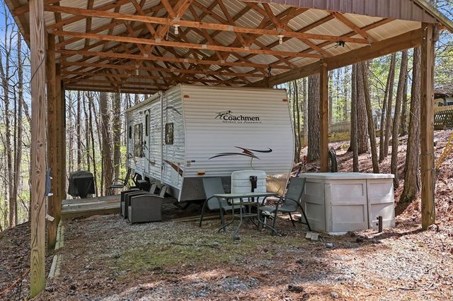 96 10th Street, Ellijay, GA 30540