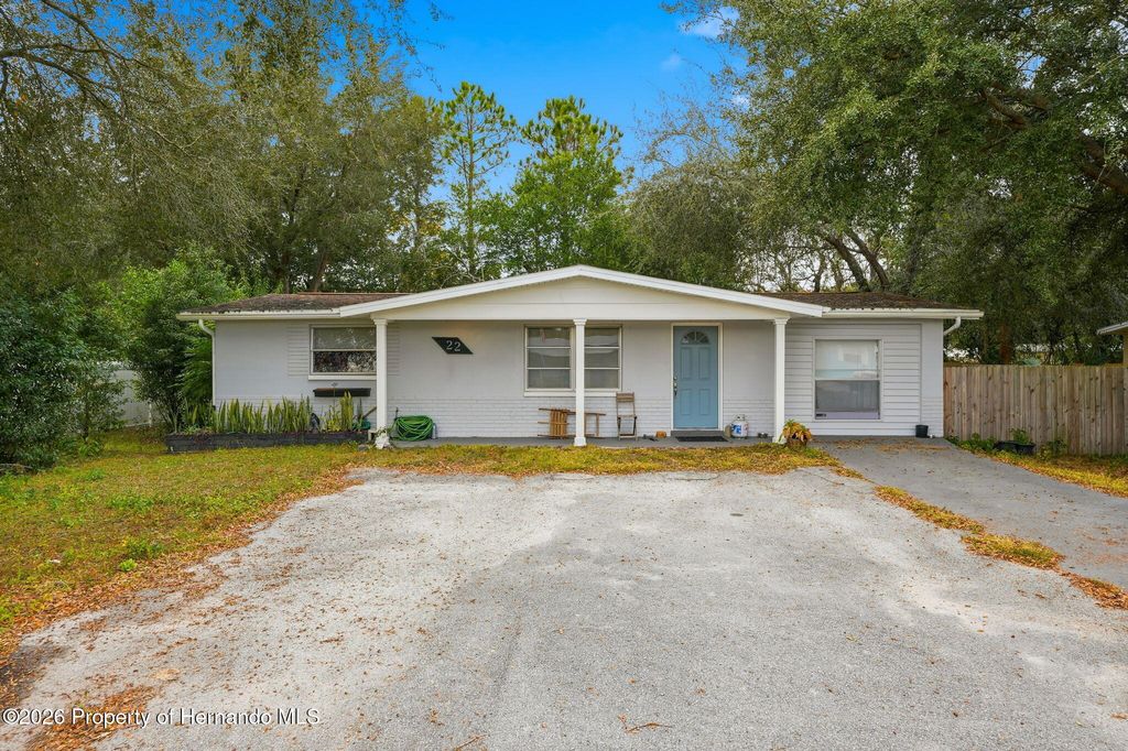 22 N Melbourne Street, Beverly Hills, FL 34465