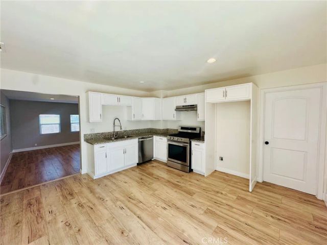 2804 Elmwood, Bakersfield, CA 93305