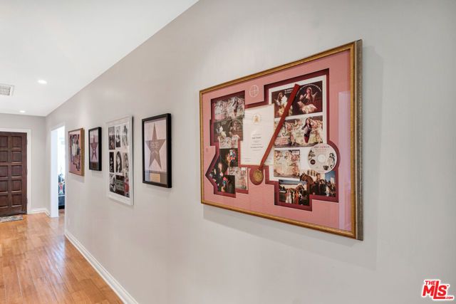 3733 Willowcrest Avenue, Studio City (los Angeles), CA 91604