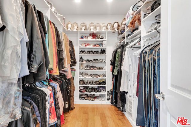 3733 Willowcrest Avenue, Studio City (los Angeles), CA 91604