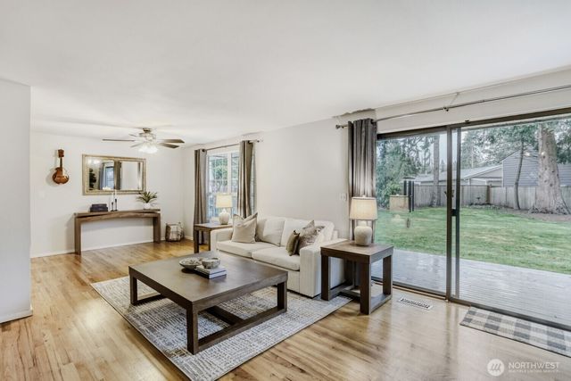 8106 55th Avenue NE, Marysville, WA 98270