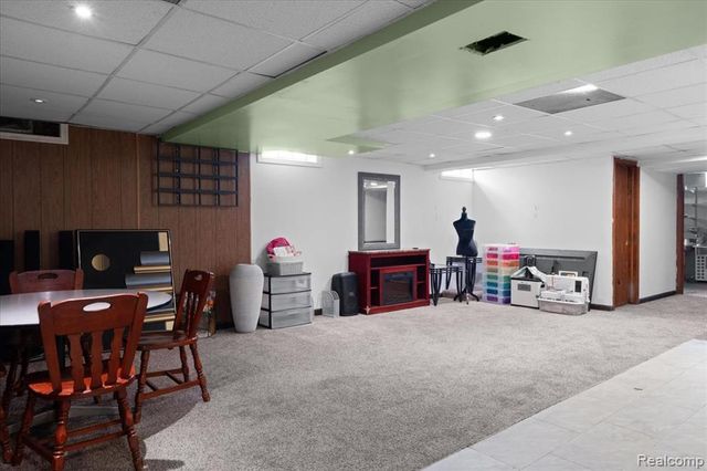 21076 Masch Avenue, Warren, MI 48091