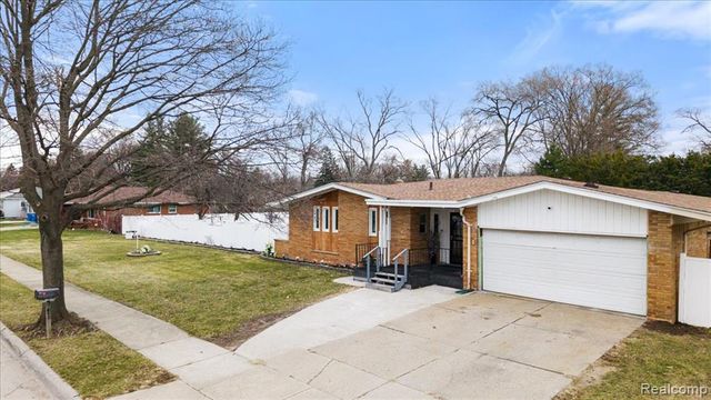 21076 Masch Avenue, Warren, MI 48091
