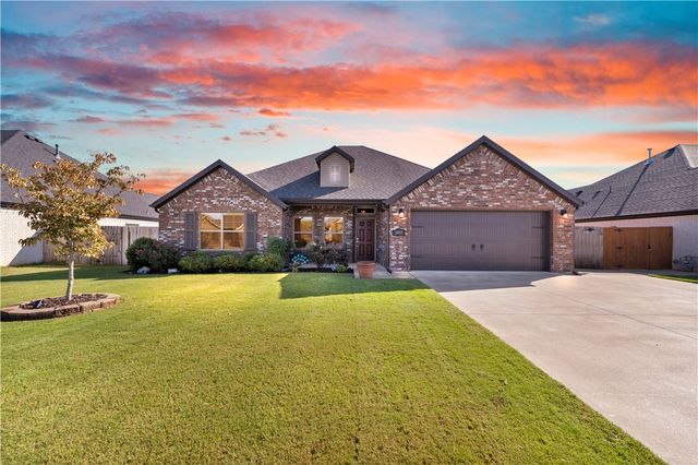 3497 Avon Avenue, Springdale, AR 72764
