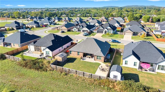 3497 Avon Avenue, Springdale, AR 72764