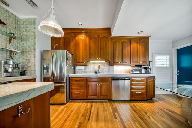 1408 N Lakeside Drive, Lake Worth Beach, FL 33460