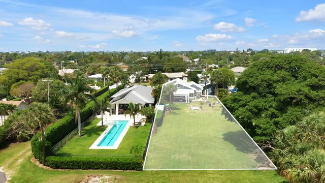 1408 N Lakeside Drive, Lake Worth Beach, FL 33460