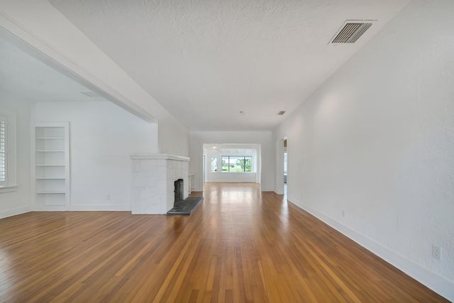 1408 N Lakeside Drive, Lake Worth Beach, FL 33460