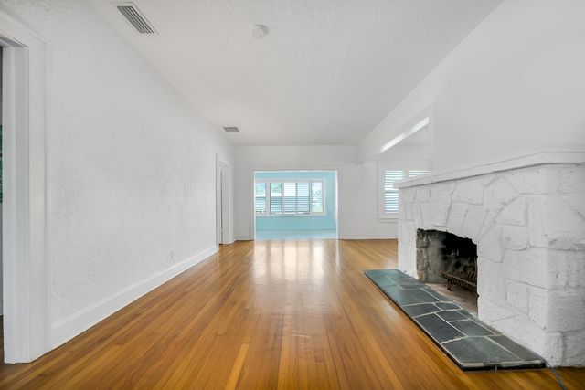 1408 N Lakeside Drive, Lake Worth Beach, FL 33460