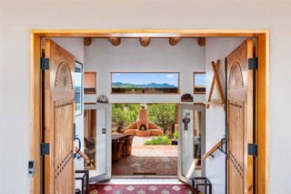 1702 Watchpoint, Santa Fe, NM 87507