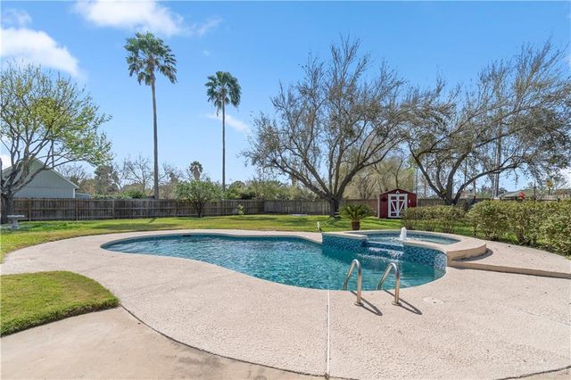 2249 Dartmouth Avenue, Mcallen, TX 78504