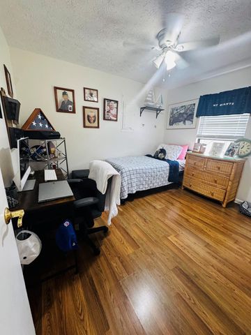1918 SE Monroe Street, Stuart, FL 34997