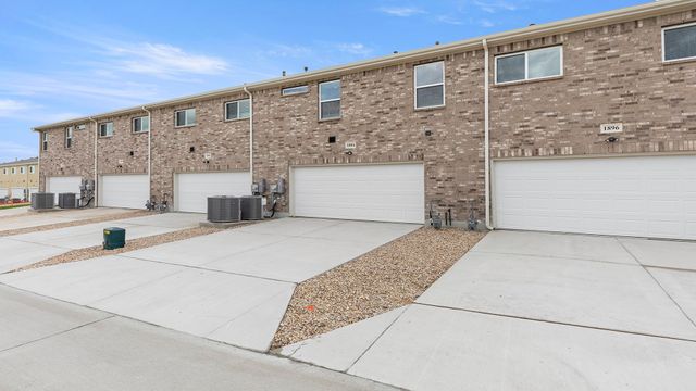 1894 Indigo Lane 15, Heartland, TX 75114