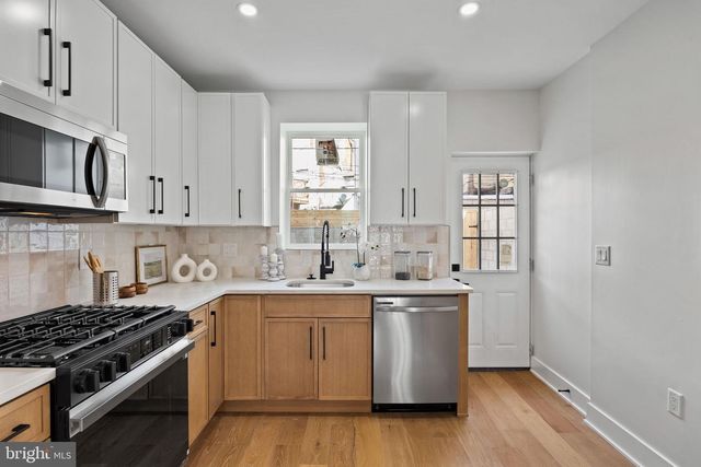 1111 MORRIS ST, Philadelphia, PA 19148