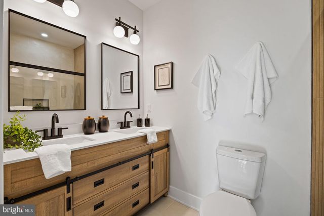 1111 MORRIS ST, Philadelphia, PA 19148