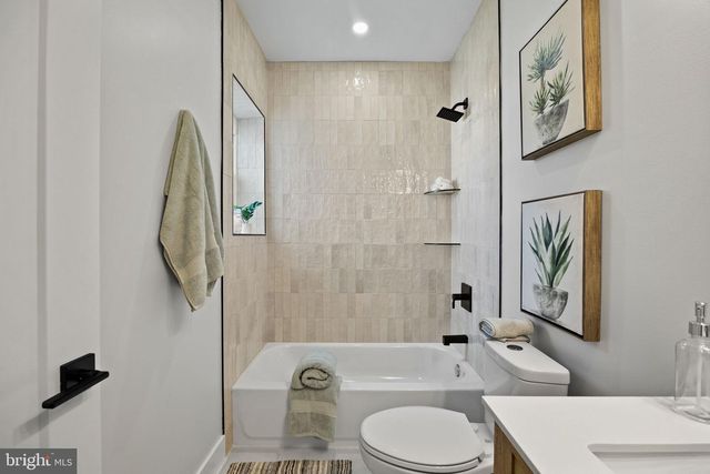 1111 MORRIS ST, Philadelphia, PA 19148