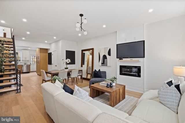 1111 MORRIS ST, Philadelphia, PA 19148