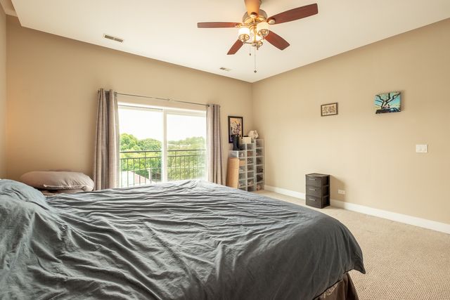 3559 W MONTROSE Avenue 4E, Chicago, IL 60618