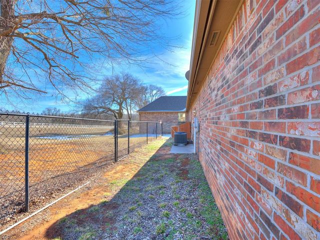 15928 248th Street, Blanchard, OK 73010