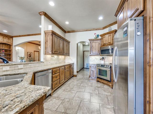 15928 248th Street, Blanchard, OK 73010