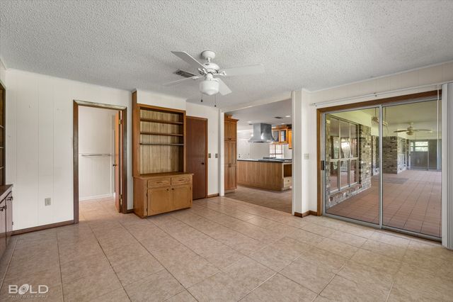 321 Evangeline Drive, Elm Grove, LA 71051