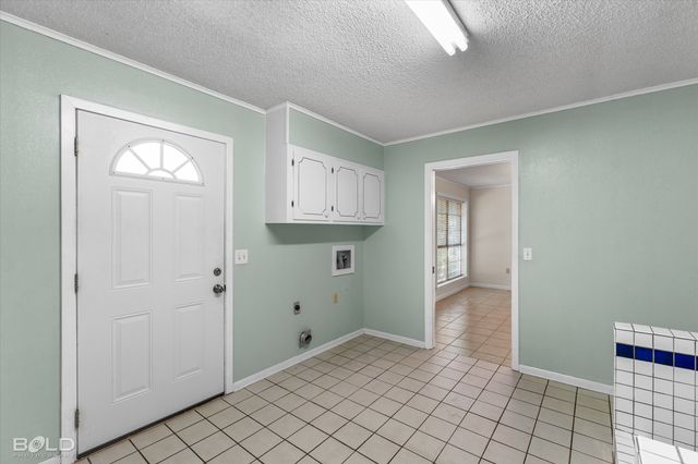321 Evangeline Drive, Elm Grove, LA 71051