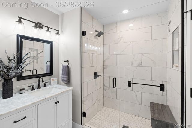 2096 Mozart Avenue, Davison Township, MI 48423