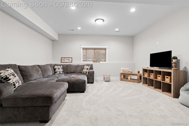 2096 Mozart Avenue, Davison Township, MI 48423