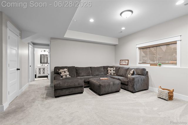 2096 Mozart Avenue, Davison Township, MI 48423