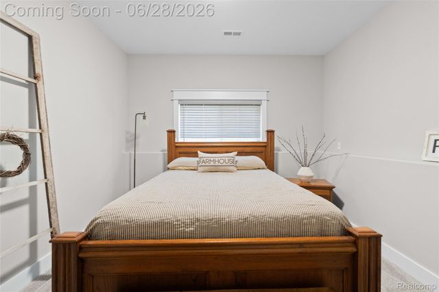 2096 Mozart Avenue, Davison Township, MI 48423