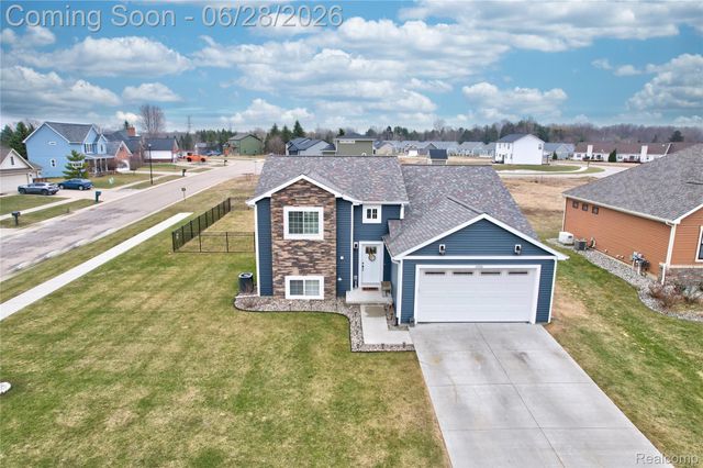 2096 Mozart Avenue, Davison Township, MI 48423