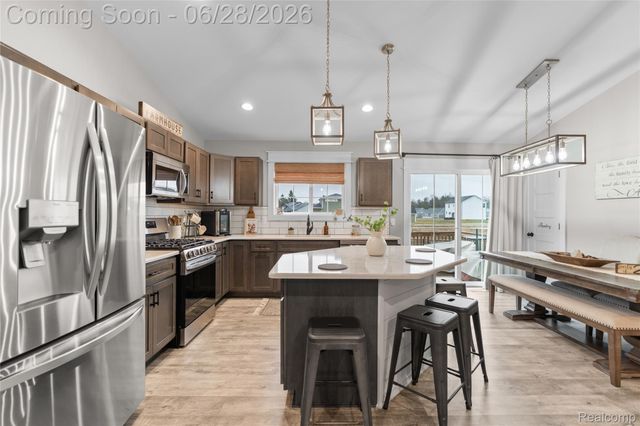 2096 Mozart Avenue, Davison Township, MI 48423