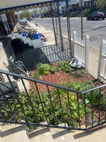187 W SPENCER ST W, Philadelphia, PA 19120