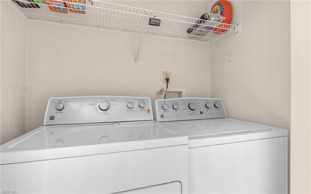 4031 Stowaway LN, Portsmouth, VA 23703