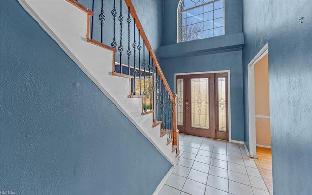 4031 Stowaway LN, Portsmouth, VA 23703