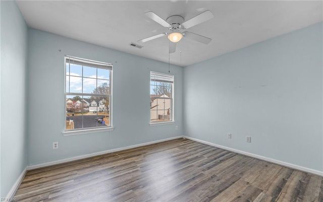 4031 Stowaway LN, Portsmouth, VA 23703