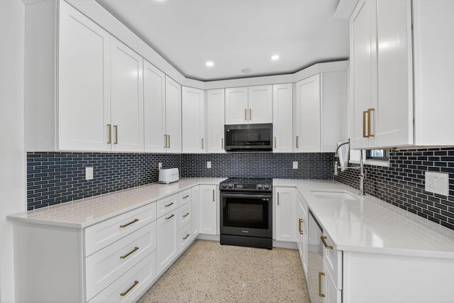 366 Putnam Ranch Road, West Palm Beach, FL 33405