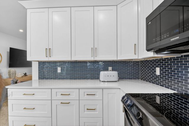 366 Putnam Ranch Road, West Palm Beach, FL 33405