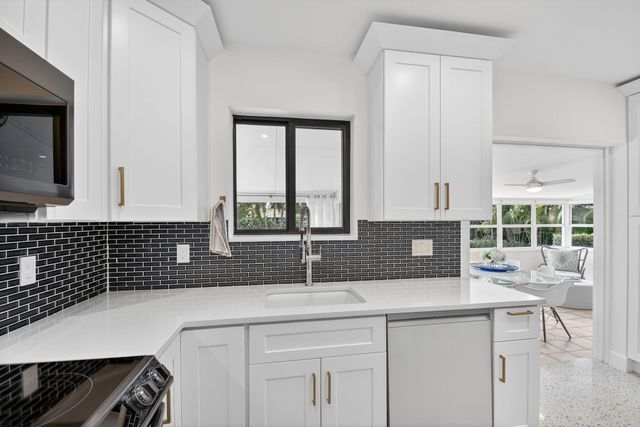 366 Putnam Ranch Road, West Palm Beach, FL 33405