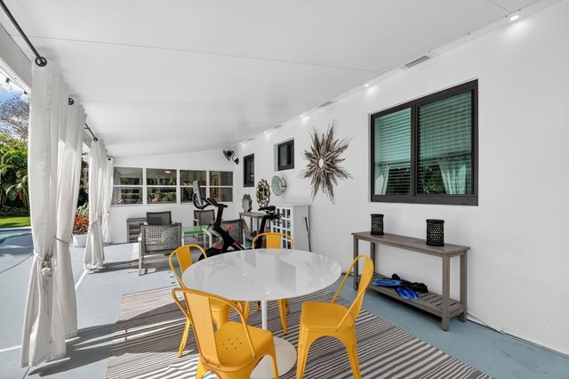 366 Putnam Ranch Road, West Palm Beach, FL 33405