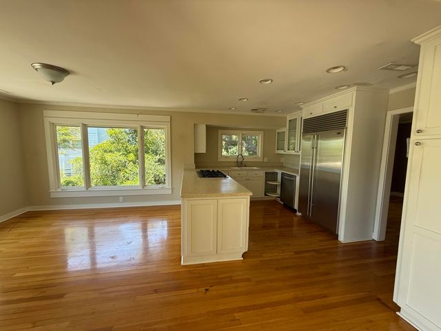 3 Barnacle Row, Isle Of Palms, SC 29451