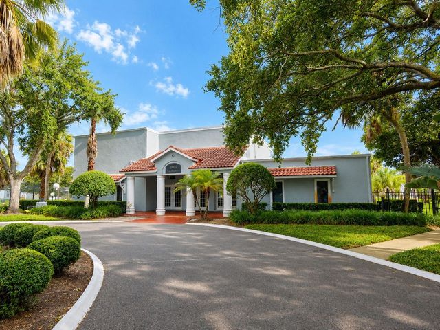 2812 SOMERSET PARK DRIVE 105, Tampa, FL 33613