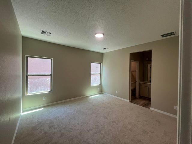 1923 Stryker Road SE, Albuquerque, NM 87106