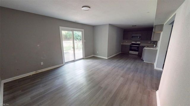 1118 Tall Oak DR, Virginia Beach, VA 23462