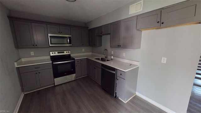 1118 Tall Oak DR, Virginia Beach, VA 23462