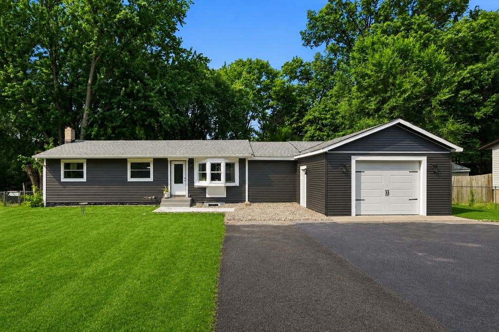 12851 7th Avenue N, Zimmerman, MN 55398 — exterior