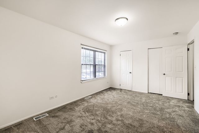 4132 Brentwood Lane, Waukegan, IL 60087